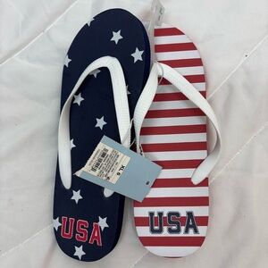 NWT Cat & Jack Patriotic USA Flip Flops - Blue, Red, White XL size 6